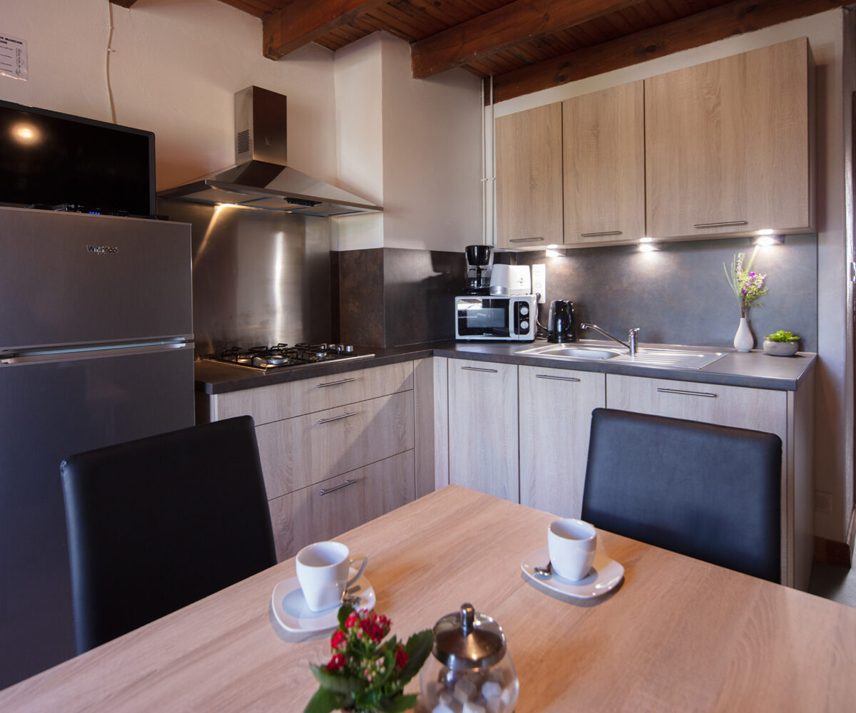 Cuisine du gîte pour 2 à 4 personnes en Lozère à Langogne