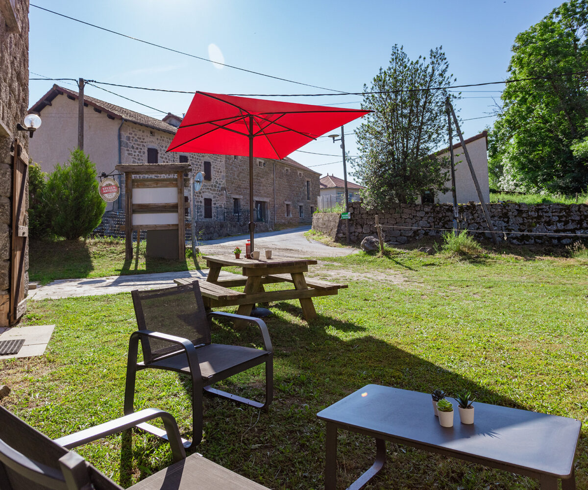 Gîte 4 personnes à côté du lac de Naussac