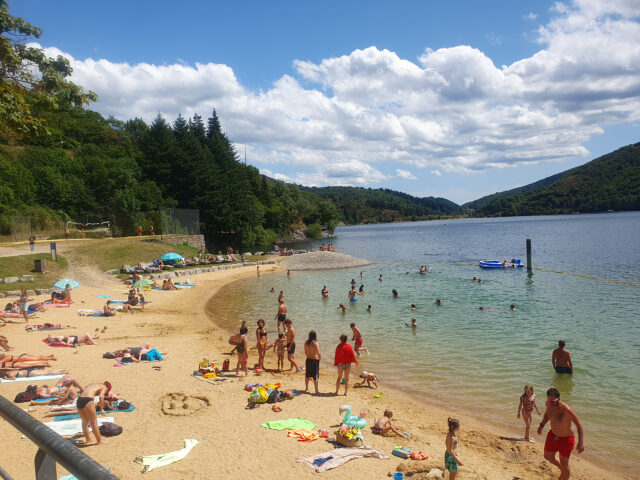 Lac de Villefort en Lozère