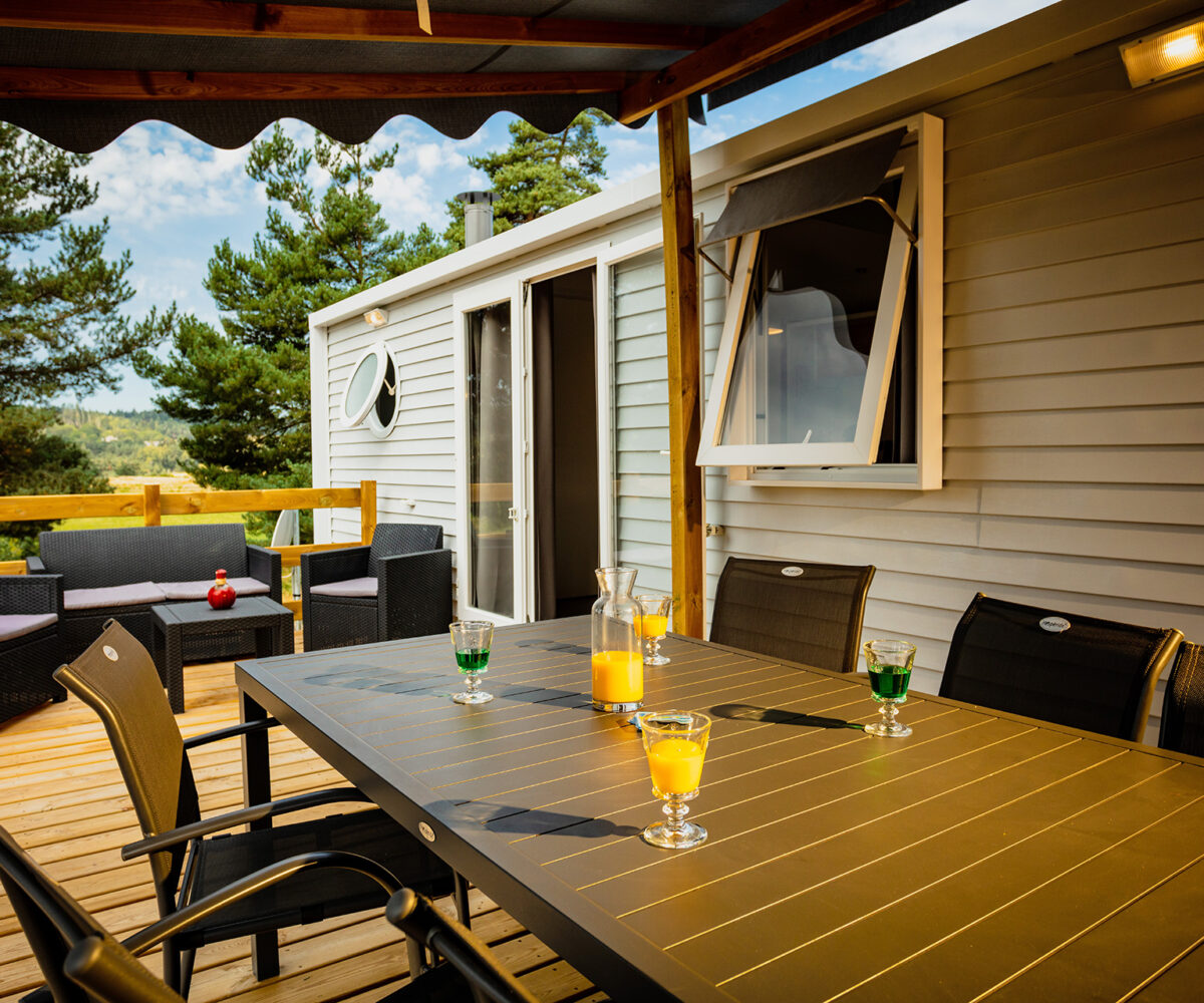 Mobil-home grand confort 3 chambres à Langogne en Lozère