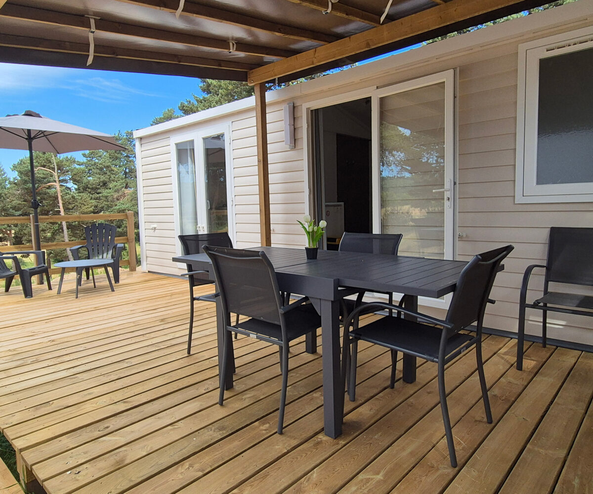 Mobil-home avec prix garanti en camping 3 étoiles en Lozère