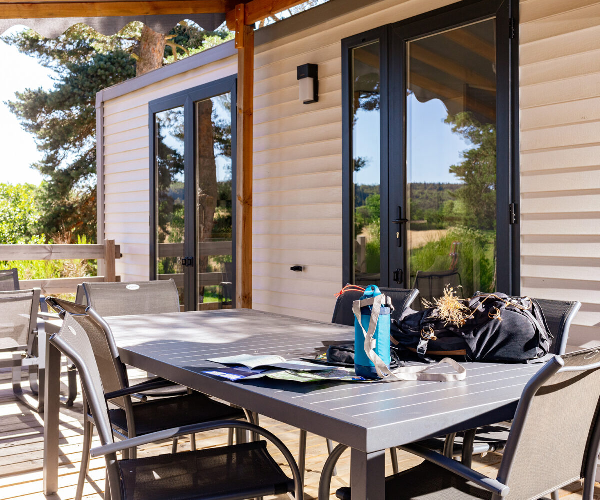 Vacance en famille en mobil-home de 3 chambres en Lozère